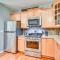 2 Mi to Bay Park Charming Milwaukie Getaway