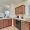 4 Mi to UNM Convenient Albuquerque Townhome! - ألباكيركي