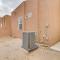 4 Mi to UNM Convenient Albuquerque Townhome! - ألباكيركي