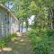 Dog-Friendly Idyllic Lakefront Home