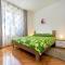 Apartment in Pula near the Sea and Town Center
