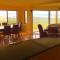 Horizons Beachfront Apartment