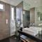 FRIDA - Saint-Tropez - 3 Bedrooms Sea View Apartment - 2 mins Walk to Port