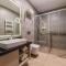 Best Western Premier Hidden Hills Hotel