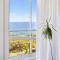 Salt & Peppermint - Beachfront Escape with Stunning Views - Capel