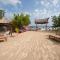 AMALIFE Beach Club & Hotel
