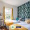Four Bedrooms By Stay Snug Short Lets & Serviced Accommodation Preston With Wi-Fi, Free Parking & Great Location - Preston