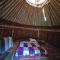 Ethno Yurt Camp Arashan - Mineralʼnyy Istochnik Altyn-Arasan