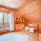 Chalet Simons Blockhütte by Interhome - 格洛博明