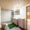 Chalet Simons Blockhütte by Interhome - 格洛博明