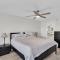 Magnificent Gulf Front Condo Located Directly on the Ocean! condo - 印第安盐滩