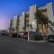 Magnificent Gulf Front Condo Located Directly on the Ocean! condo - 印第安盐滩