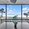 Magnificent Gulf Front Condo Located Directly on the Ocean! condo - 印第安盐滩