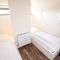KYST 5410 Floating Home 1