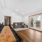 Remodeled Lakefront Cabin, shuffleboard, Starlink - Eagle Rock