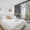 West Side Place 2 Bed 2 Bath Family Home with Pool Sauna Gym