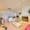 Stunning villa with private pool - El Port
