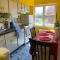Cheerful 2 BED ROOMS Apartment in heart of Queens - Jackson Heights