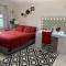 Cheerful 2 BED ROOMS Apartment in heart of Queens - Jackson Heights
