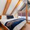 Remodeled 4BDR Cabin with AC Lake Views Hot-Tub Bunk Room Excellent Location - Кінґс-Біч