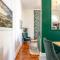 Kalk Bay Coastal Stay Steps from Tidal Pool & Deli - St James