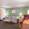 Super 8 by Wyndham Coshocton Roscoe Village