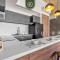 Restored Historic 2 BR Condo in Downtown - Pool - بويرتو فايارتا
