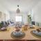 Spacious Apt Near Beach & Train, By TimeCooler - سيتوبال