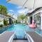 Villa B2-34 Long Cung - 8 phòng ngủ - 100m tới biển