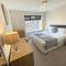 Blue Sky Apartments @Wallis Square, Farnborough - Farnborough