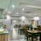 Kalahari Arms Hotel