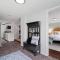 Family Fun: Comfy Home, 10 Min to Cedar Point Fun! - هورون Family Fun: Comfy Home, 10 Min to Cedar Point Fun! - هورون