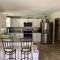 Beautiful outdoor space with private pool - Tucson