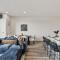 Upscale Views 2br Free Parkn, Walk 2 Train, 2bath - شرق اورانج