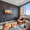 2BR 2BA, King bd, Gym, Free Parking, 8min to Train - شرق اورانج