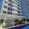 Elegant Studio with balcony unit 625 - 6th floor - near Ateneo De Cebu - High speed internet - Northwoods Place - 曼达维市