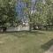 Modern Ranch 15 min to Downtown and Hospitals - Euclid