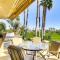 Community Pools and Golf Views Palm Desert Condo! - 棕榈荒漠