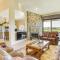 Community Pools and Golf Views Palm Desert Condo! - 棕榈荒漠