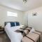 The Stylish Stay Chic Newly Built Retreat - Thornton