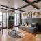 13 Luxury Flat eiffel design 2