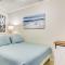 Walk to Galveston Beach Condo with Ocean Views! - 加尔维斯敦