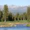 Cabin Fever at Tahoe Donner by Tahoe Getaways - 2 BR with Hot Tub & HOA - 特拉基