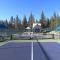 Cabin Fever at Tahoe Donner by Tahoe Getaways - 2 BR with Hot Tub & HOA - 特拉基