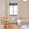 C88 - Deluxe Apartment Downtown with Pool and Parking