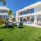 By The Beach - Royal Sapphire Villa