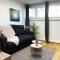 HOMEY TINY - Chambre privée - Située en Hyper-centre - Disney Plus et Wifi inclus - Sans SDB - Proche de Genève et des transports en commun