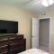 Entire 2nd floor with 2 bedrooms and kitchenette in Bradenton - برادنتون