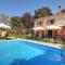 Villa Katherine with Pool and Game Room