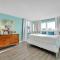 Coastal Retreat - 2BR Condo - 4-Min Walk to Beach condo - ميرتل بيتش